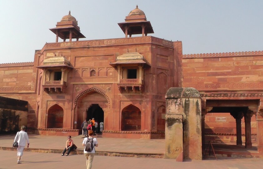 Agra Tour Packages that will Make your Vacations Memorable Agra Tour Packages 4